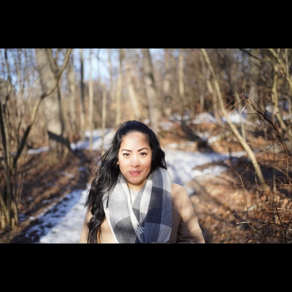 Meet your Posher, Christine - Picture 1 of 1